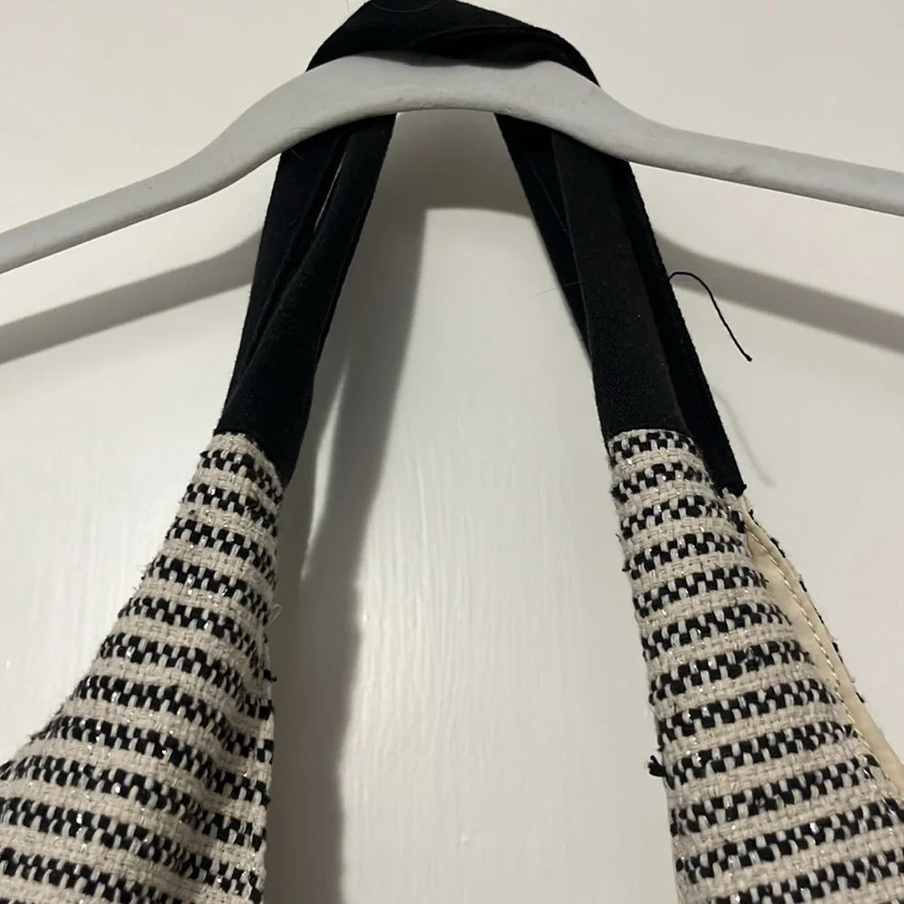 Unbranded black and white striped tote bag 18x24